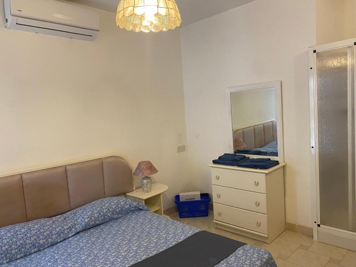 Sea Front Apartment At Mellieha Bay, Malta! Zewnętrze zdjęcie
